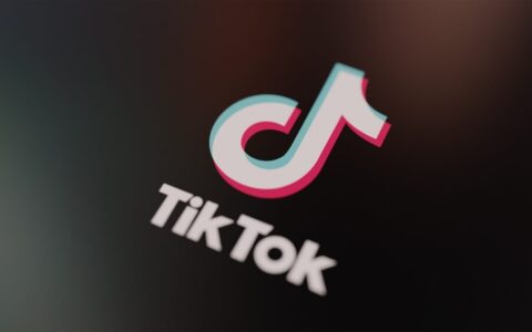 Hub TikTok per il riconoscimento dello spam IA