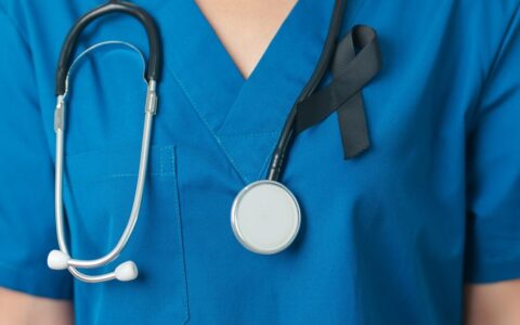 Vaccino a mRNA Intismeran per il melanoma