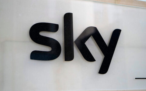 Sky Italia diventa operatore mobile virtuale