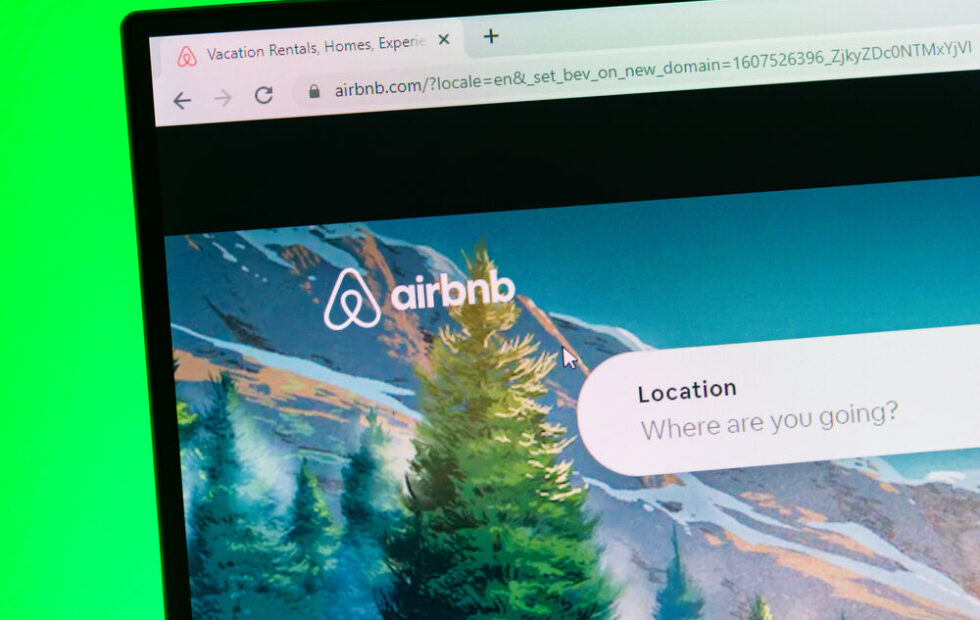 Aggiornamento Airbnb con AI e nuovi servizi