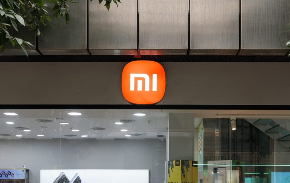 Xiaomi 18 Fold smartphone pieghevole