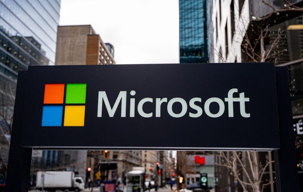Screenshot dell'interfaccia di Microsoft Copilot con il browser integrato