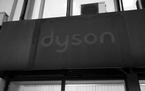 Dyson Supersonic Origin in offerta
