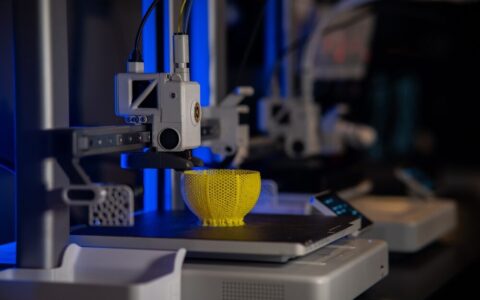 Ruote airless stampate in 3D per veicoli robotici